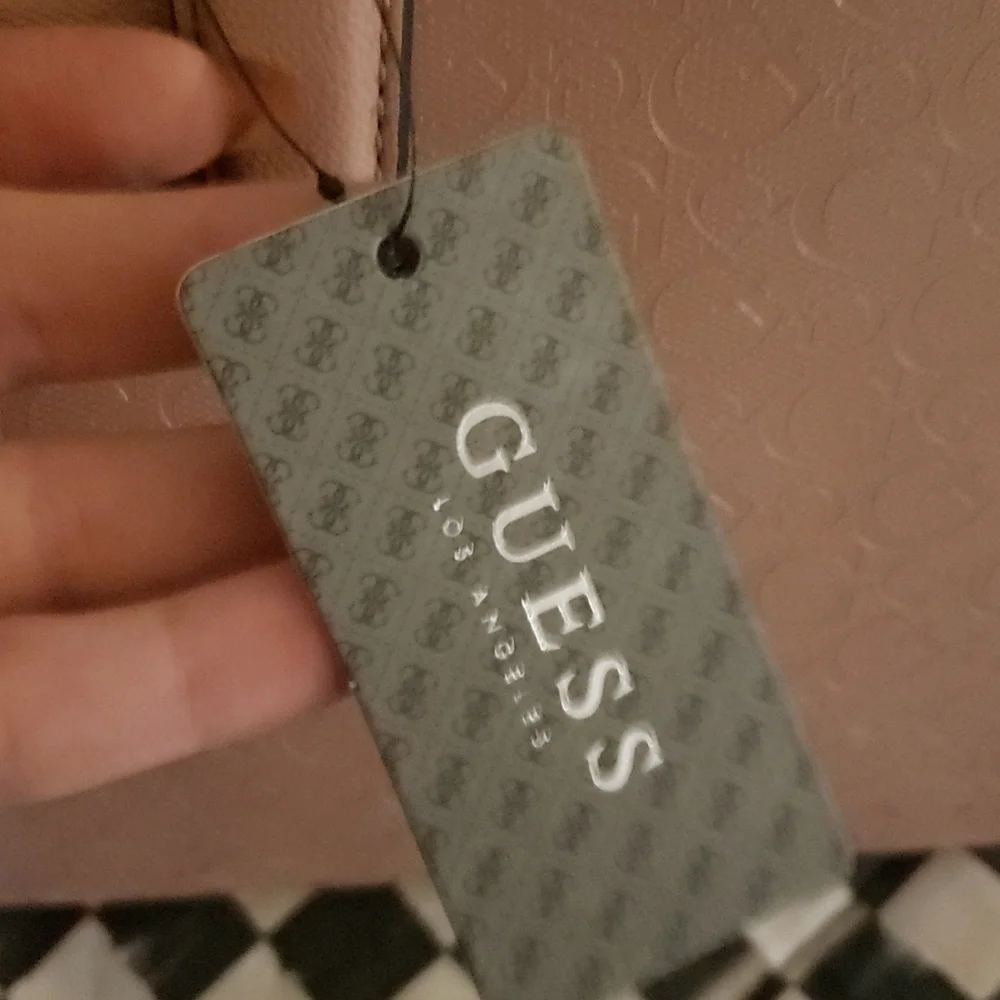 Brand new guess handbag - Picture 4 of 7
